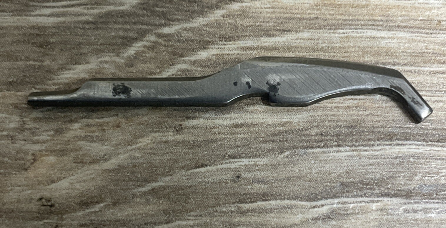 Remington 742 bolt latch