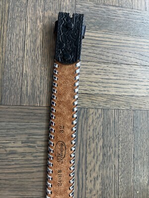 Leather Tooled Western Belt Womens Size 32 Floral Embossed  display picture 2