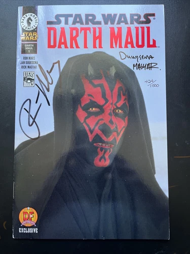 STAR WARS: Darth Maul 1 Dynamic Forces Red Variant Signed by 3 w/ COA HIGH GRADE