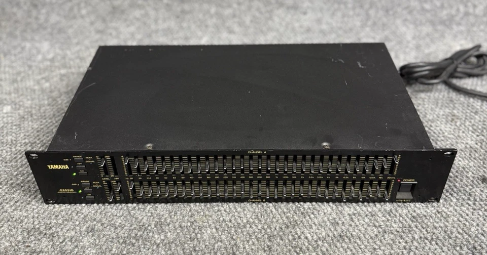 YAMAHA Q2031B Dual Channel 31-Band Graphic Equalizer Rackmount EQ Pro - Image 2 of 4