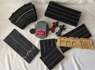 Vintage Scalextric Figure Of Eight Track With Cars and Cross over