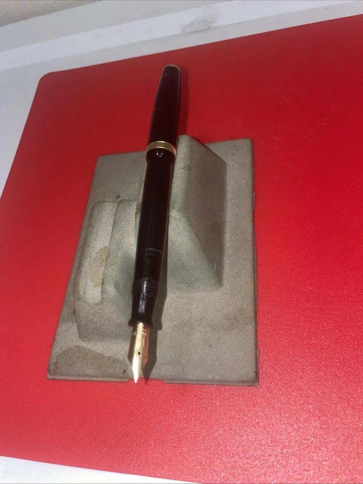 1946 Vintage Parker  VACUMATIC Black Major Fountain Pen W/GT Restored/Serviced - Image 3 of 4