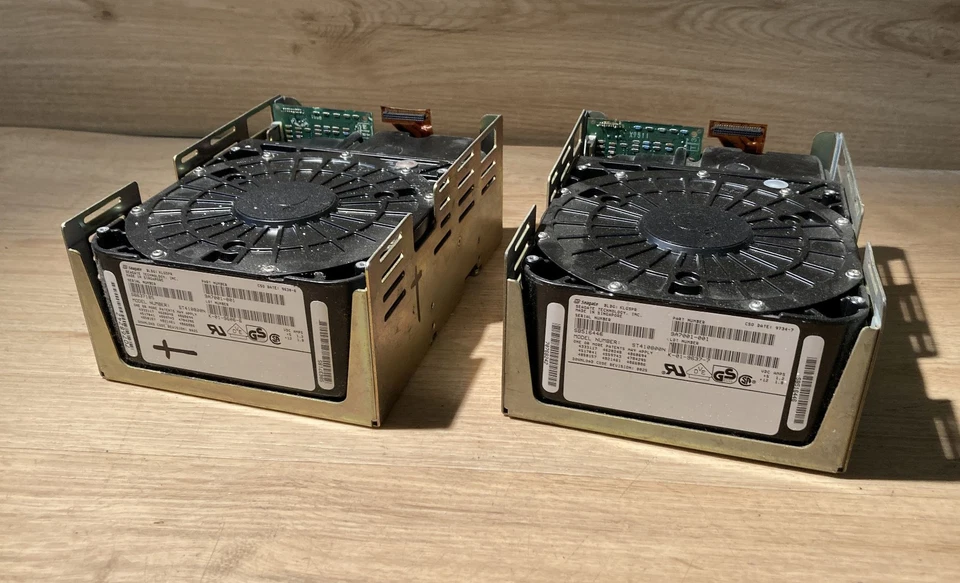 2 Seagate Elite 9 9.09GB Fast SCSI IDC50-Pin 5400rpm 5.25" ST410800N Vintage HDD