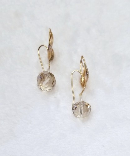 Made with SWAROVSKI CRYSTAL femme gold-tone leaf pierced anthropologie earrings - Picture 3 of 6