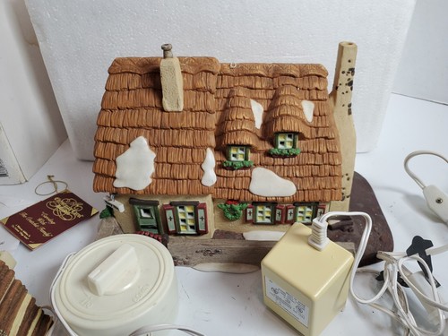 Dept 56 Dickens Village "The Christmas Carol Cottage" w/Box #58339 USED - Picture 3 of 19