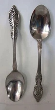 Oneida SSS Renoir Pembrooke Stainless Steel Pierced Floral Tablespoon Two EUC