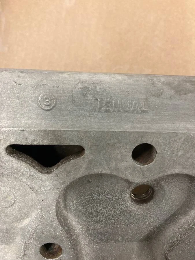 Cabezales de aluminio Lincoln Zephyr 1940 - 1948 Foto 3 de 4