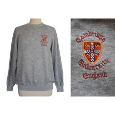 Vintage 80s University of Cambridge Embroidered Sweatshirt Size Large to XL
