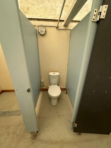 Male & Female Toilet Block Site Cabin Container Welfare Wc Loo Portable - Picture 4 of 7