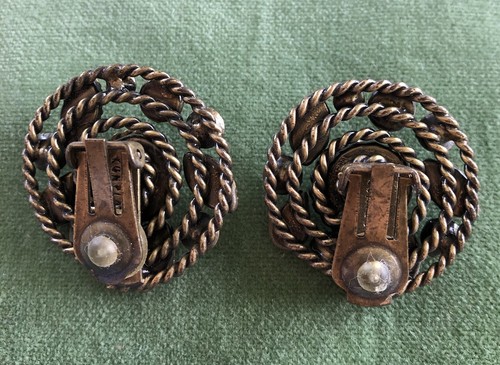 Konplott Clips Ohrringe Twisted Lady, rot  - Bild 3 von 3