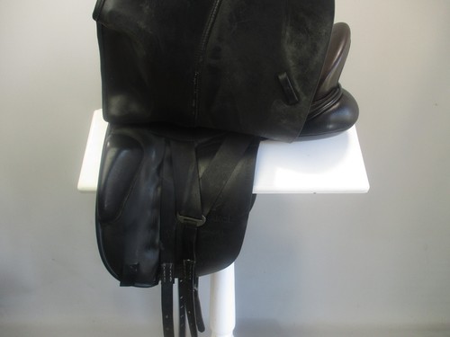 Defiance Johanna Dressage Saddle 17" MW - Picture 7 of 15