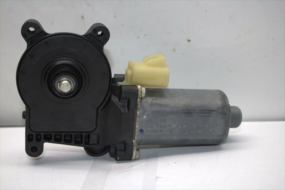 Dorman Window Motor Passenger Side right rear - Image 2 of 3