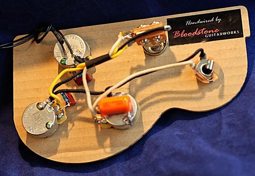 Ready Built Gibson 3 Pot Flying V Wiring Upgrade Loom Harness '58 or '67 version - Picture 8 of 11