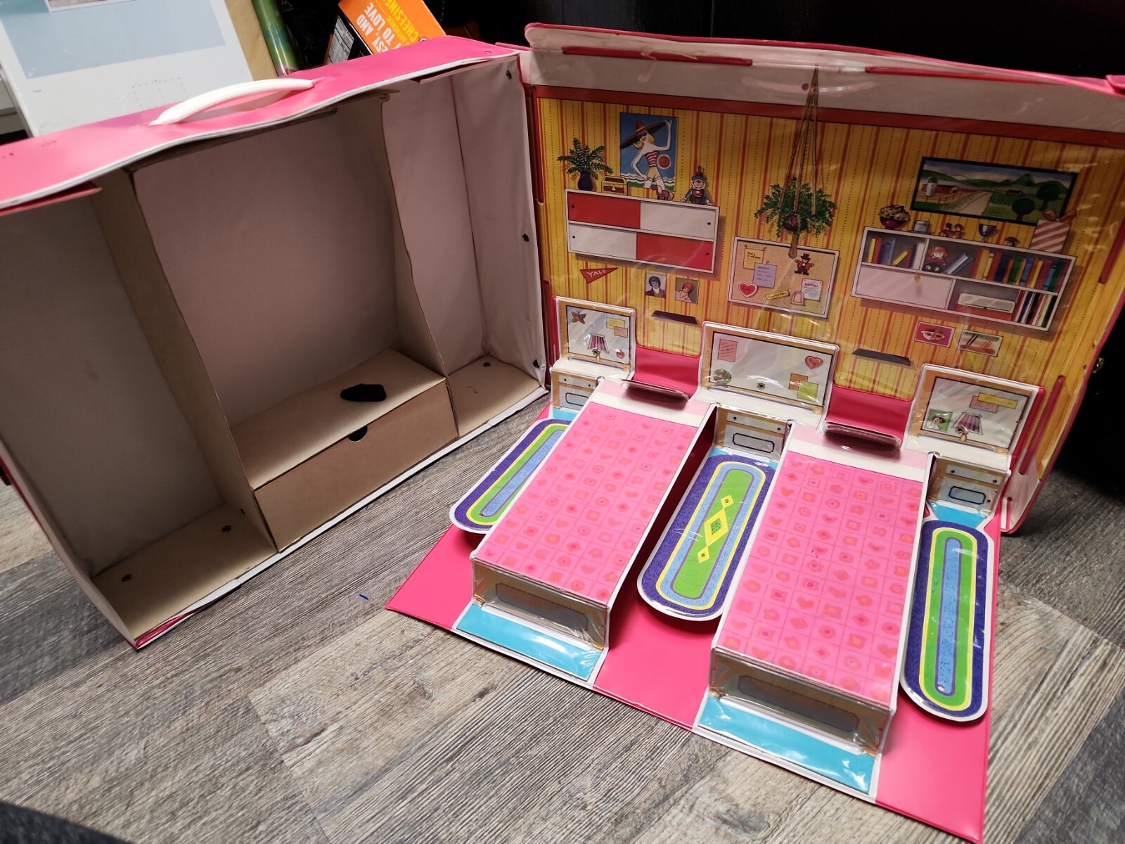 Vintage 1985 Fashion Doll Bedroom Case Barbie & Friends eBay