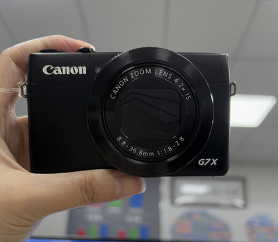 Canon PowerShot G7X1 Digital Camera 20.3 MP 4.2X Optical Zoom English language