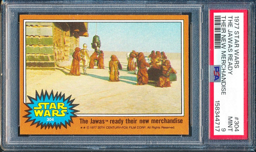 1977 Topps Star Wars #304 The Jawas ready their new merchandise