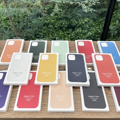 APPLE IPHONE 14/14PLUS/14 PRO/14 PRO MAX Flüssigsilikongel MAGSAFE CASE