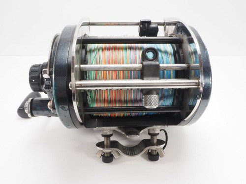 Carrete eléctrico Miya Epoch COMMAND X8HP 12V pesca GRAN JUEGO Saltwa excelente 1101 - Imagen 6 de 12