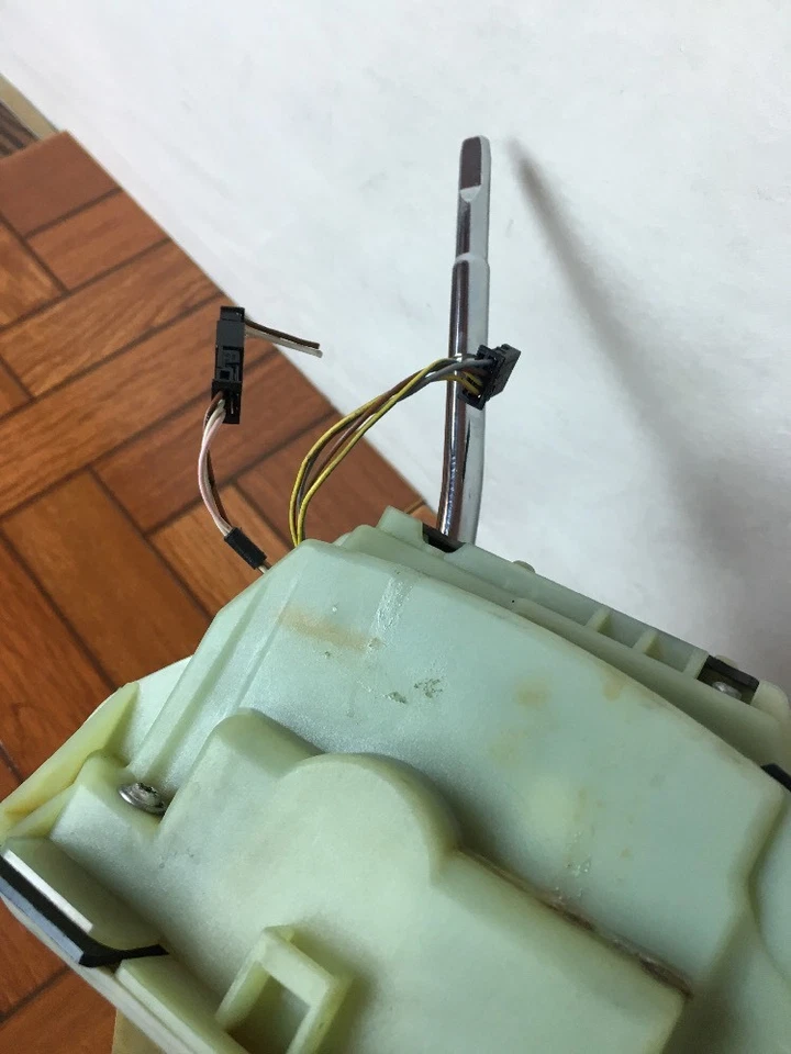 mercedes 01 02 W203 C230 C240 C320 C32 Shifter 2032672724 TESTED - Image 4 of 4