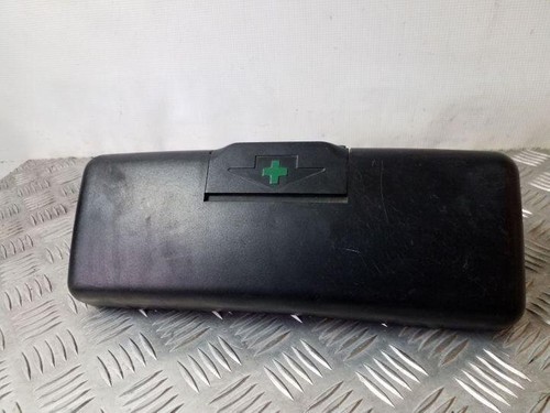 BMW 5 E39 8176553 Trousse de Premiers Secours 3.00 Diesel 142kw 2002 25140354 - Photo 2/3
