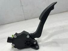 2014 - 2016 Subaru Forester Accelerator Pedal Assembly OEM 36010FJ010