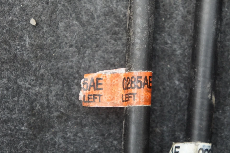 Juego de cables de palanca de freno de estacionamiento 5290285AE 5290284AE OEM Dodge Viper SRT10 2004 Foto 4 de 4