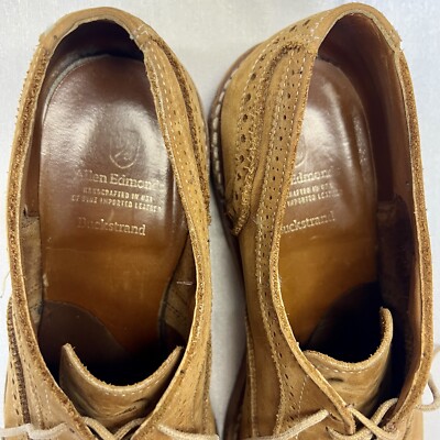 Allen Edmonds 10.5 D Buckstrand Brown Leather Medallion Cap  display picture 2