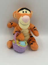 2002 Fisher-Price Disney Winnie the Pooh Tigger Easter Plush with Basket