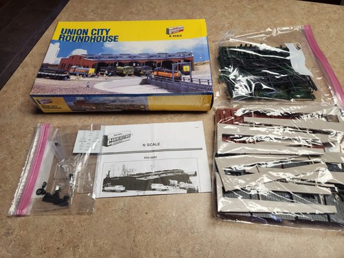 RARE Union City Roundhouse Walthers Cornerstone 933-3202, N Scale - Picture 5 of 11