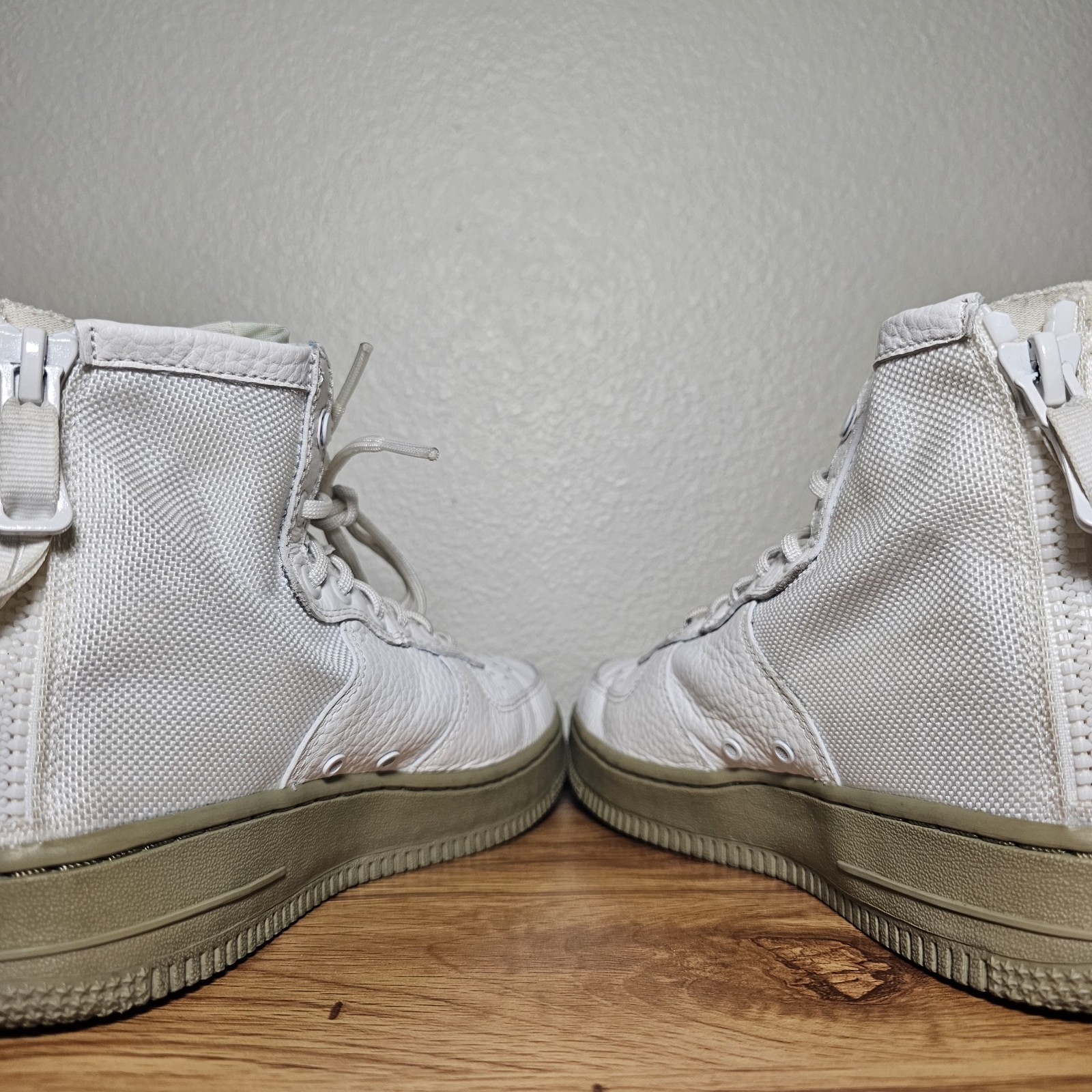 Nike Air Force 1 SF Mid Womens 7.5 Olive Ivory Urban Utility Footwear AA3966-100 thumbnail 7