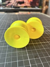 Vintage Losi XXXT2 MF Series 1:10 RC Rear Wheels Hubs Solid Face Yellow #A7155