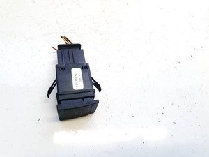 Volkswagen Polo 2008 Heated screen switch (Window Heater Switch) 6 #2637971-03
