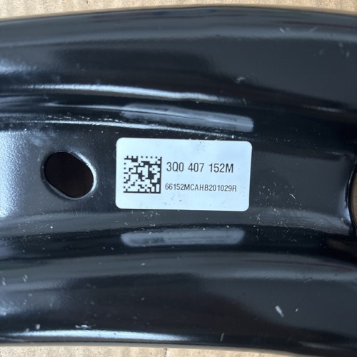 3Q0407151M/3Q0407152M VWAG Wishbone Suspension Arms Left & Right (New) *Genuine* - Picture 3 of 13