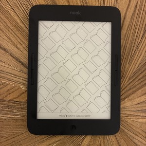 Barnes & Noble NOOK GlowLight Plus 7.8" 8GB (BNRV700) With Red Case Works!