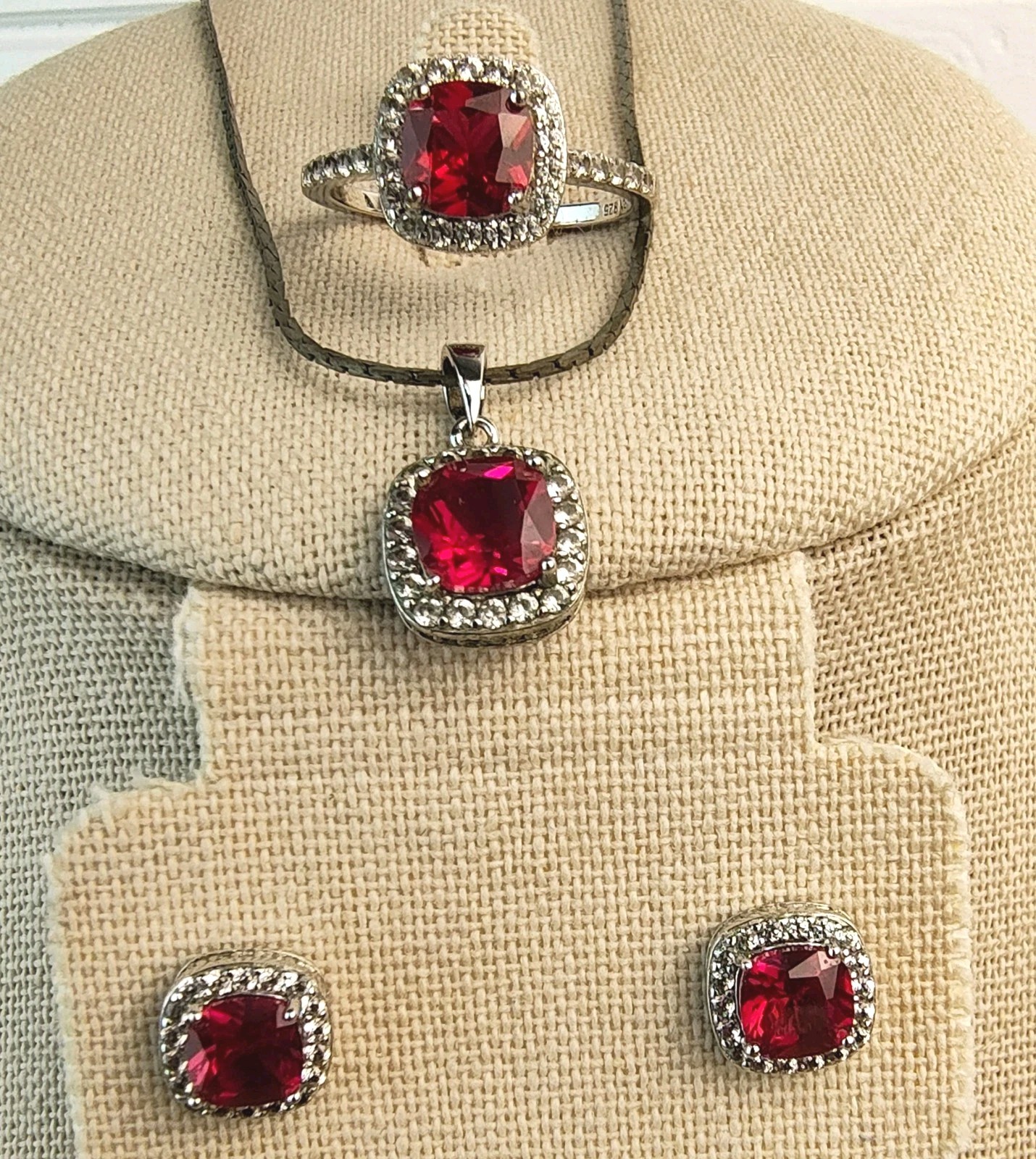 KRN 925 Silver Lab Red Ruby Simulated Diamond Rin… - image 2