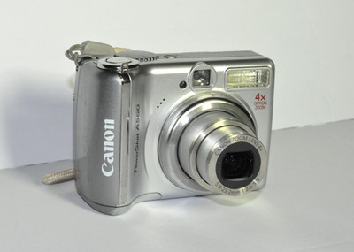 Canon PowerShot A560 Silver Digital Camera 7.1 MP 4x Optical Zoom Tested Works!