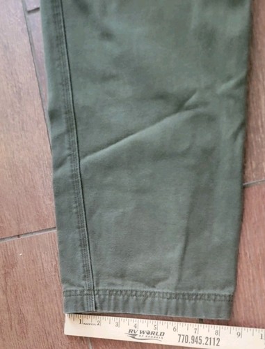 Duluth Trading Co. Olive Green Work Utility Cargo Pants 33x32 Fire Hose Canvas - Picture 7 of 9