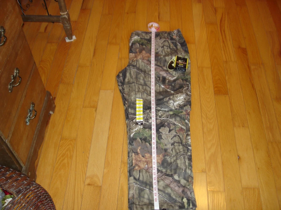 Mossy Oak Men's 6-Pocket Cargo Hunting Pants Size XXL 44x46 - Image 2 of 4