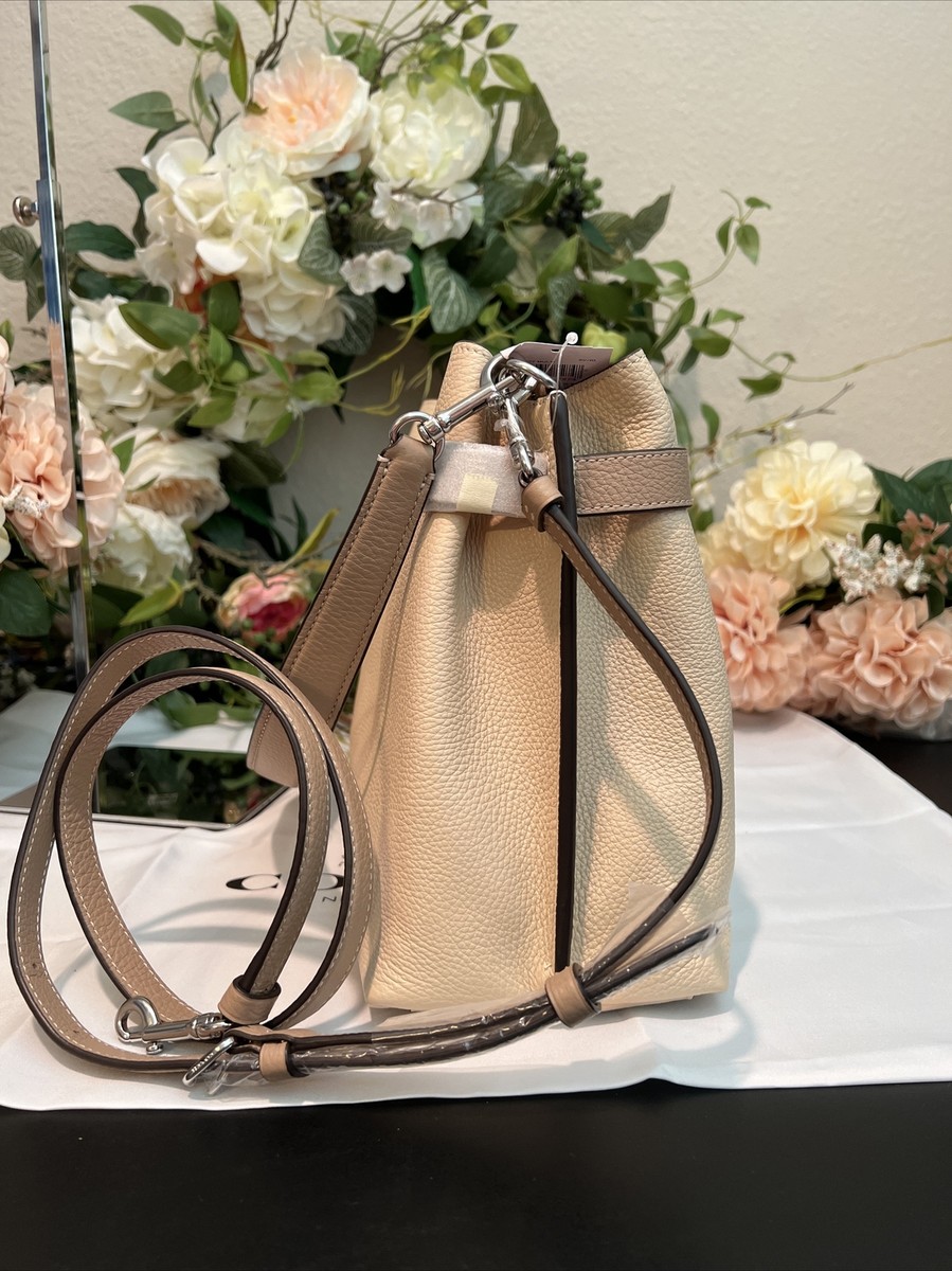 🌼🤎COACH Leather HANNA Medium Shoulder Bag w/Crossbody~Ivory