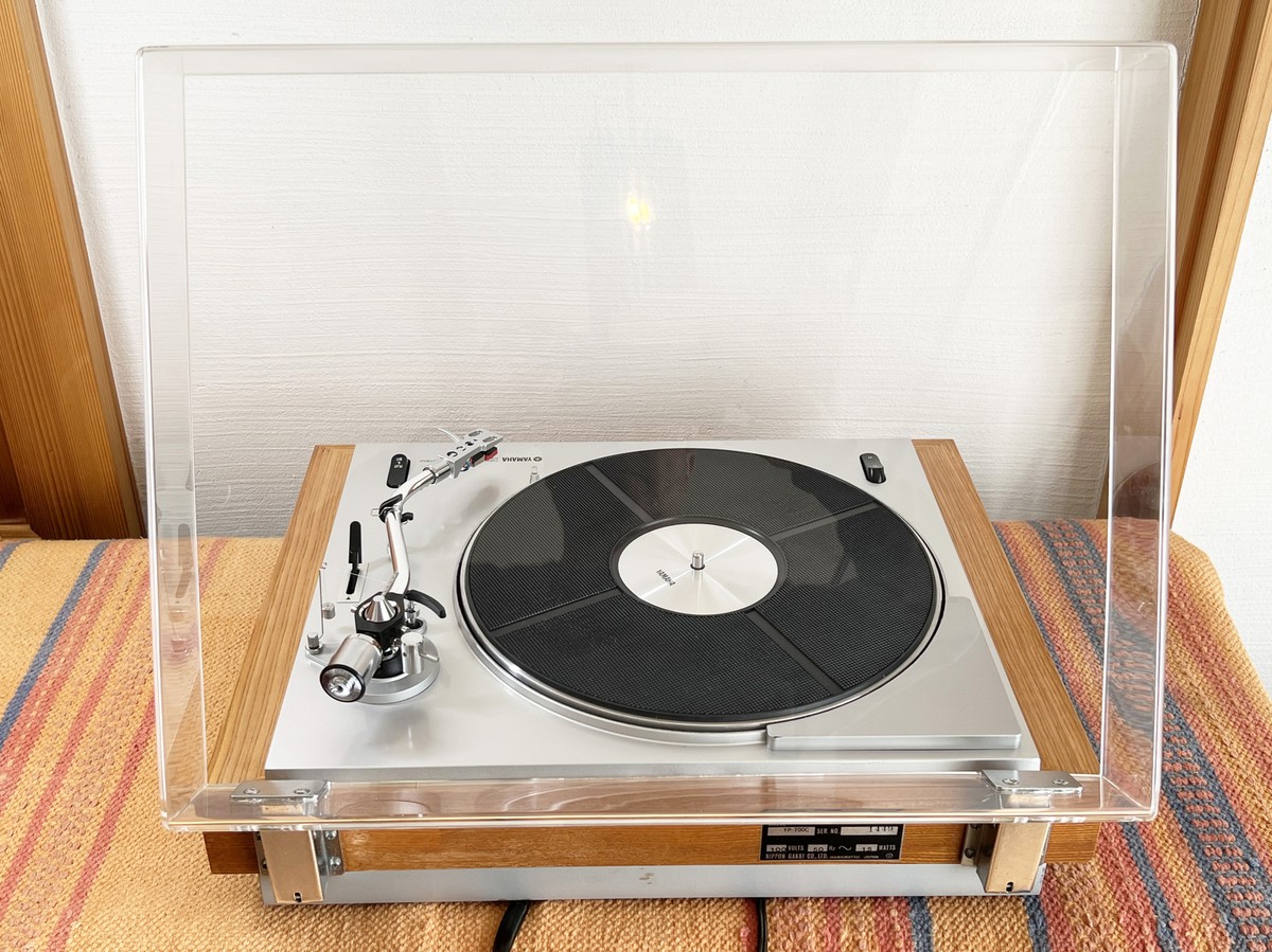 Yamaha YP-700C Belt Drive Record Player Maintained 100V 50/60Hz