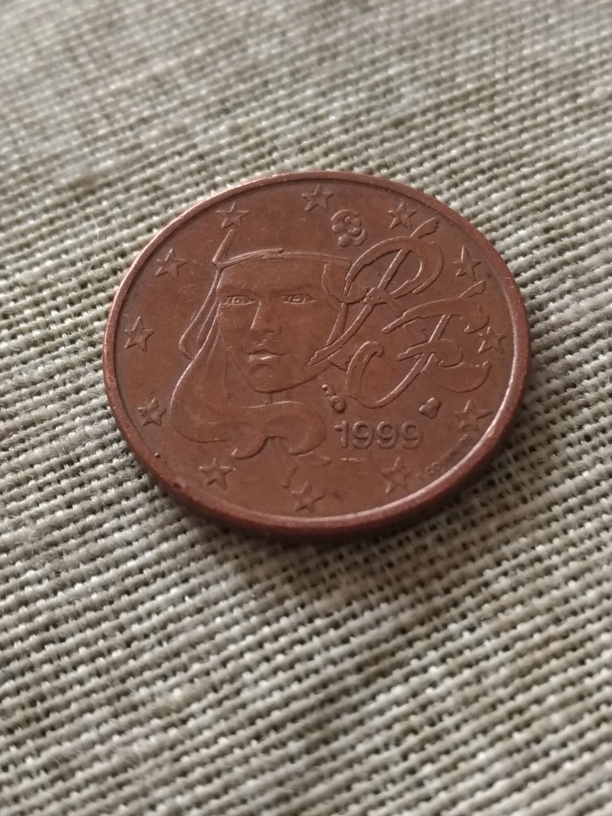 Foto 1 di 2