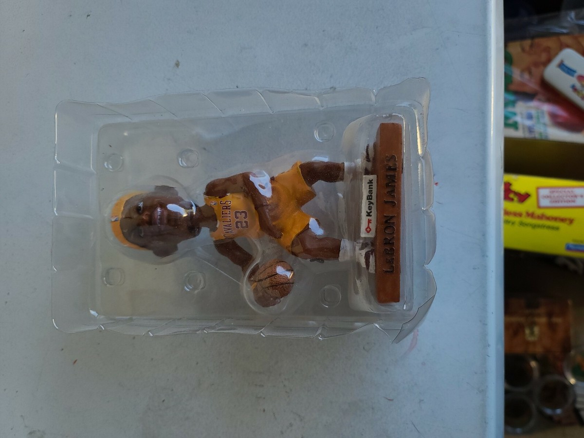 lebron james bobblehead 2005