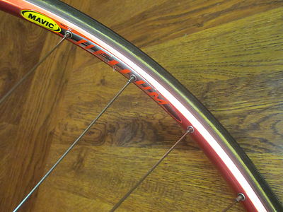 ＭＡＶＩＣ HELIUM SHIMANO シマノ 9s チューブレスタイヤ MAVIC HELIUM SHIMANO シマノ 9s チューブレスタイヤ