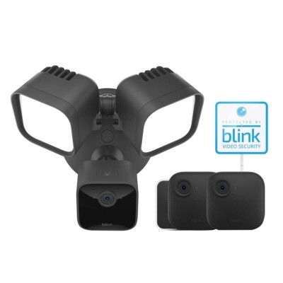 Blink Outdoor 4 Wireless Smart Security Camera System with Wired Floodlight