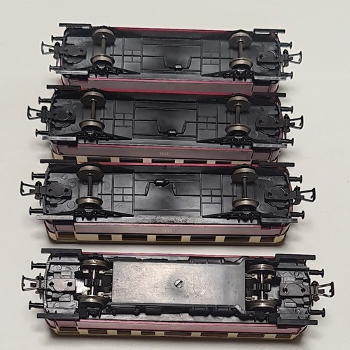 Wagon to the railroad 3pieces and electric locomotive 1 PIKO HO 1:87 16,5 mm - Picture 7 of 12