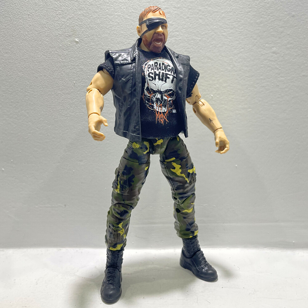 1 of 5000 Chase AEW Unrivaled 5 Rare Jon Moxley Wrestling Action