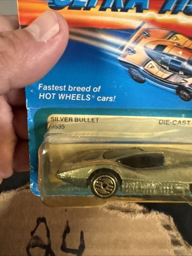 Hot Wheels Silver. Upper # 9535 Ultra Hots Card Shows Wear Bubble In Tact - Picture 5 of 15