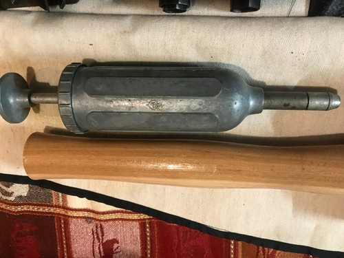 Tecalemit 3021 Blue Dot Grease Gun Jaguar XK140 XK150 Mk VII VIII IX Ferguson - Picture 2 of 2