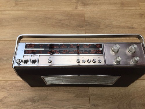 Vintage Ferguson Radio - Picture 2 of 8