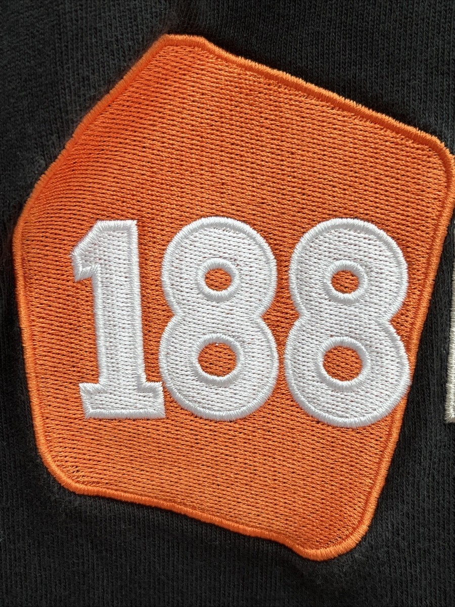 741848_6